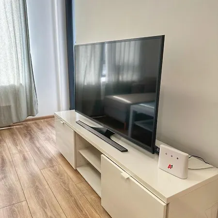 Апартаменты 5 Min From The Airport