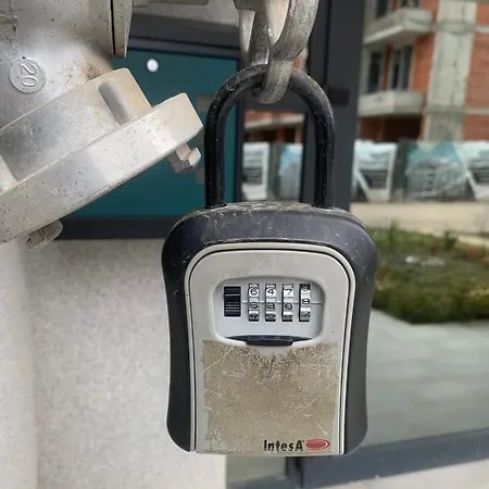 5 Min From The Airport * София
