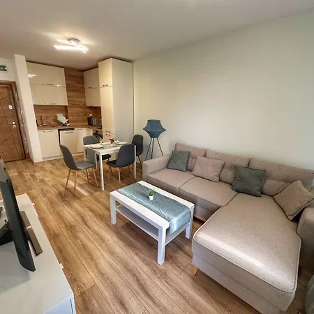 Апартаменты 5 Min From The Airport
