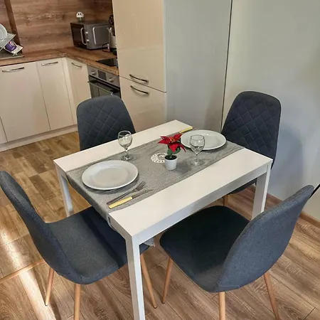 Apartmán 5 Min From The Airport *